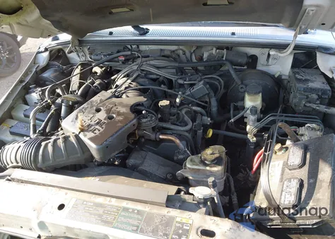 2005 Ford Ranger Super Cab from USA, damaged, VIN 1FTZR45E95PA48989